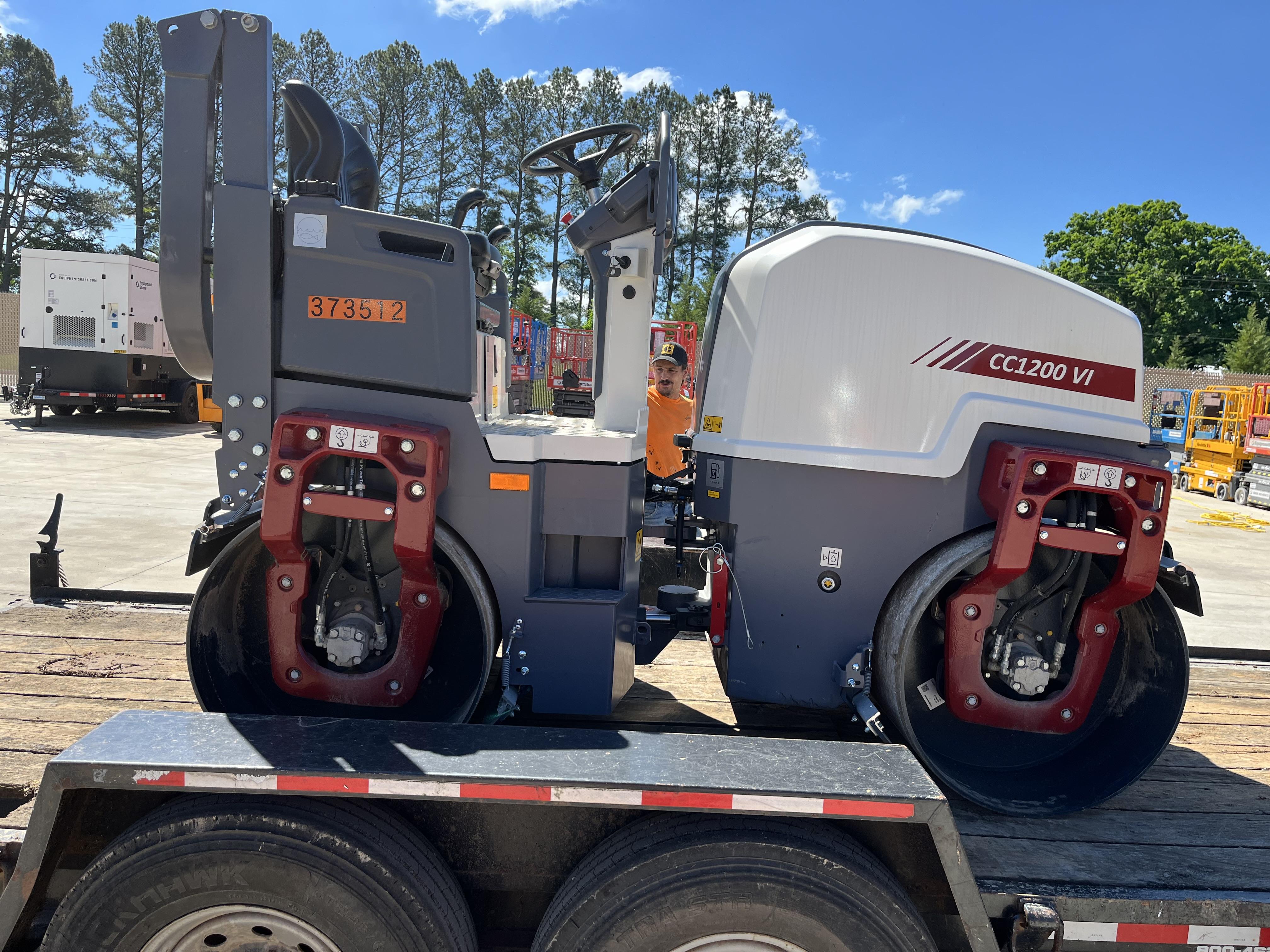 2023 DYNAPAC CC1200