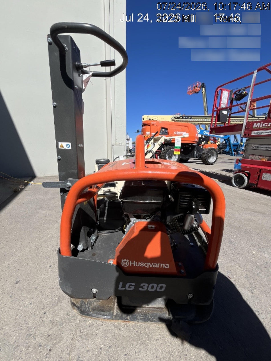 2025 HUSQVARNA LG300