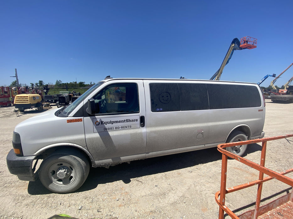 2023 GMC Savana 3500