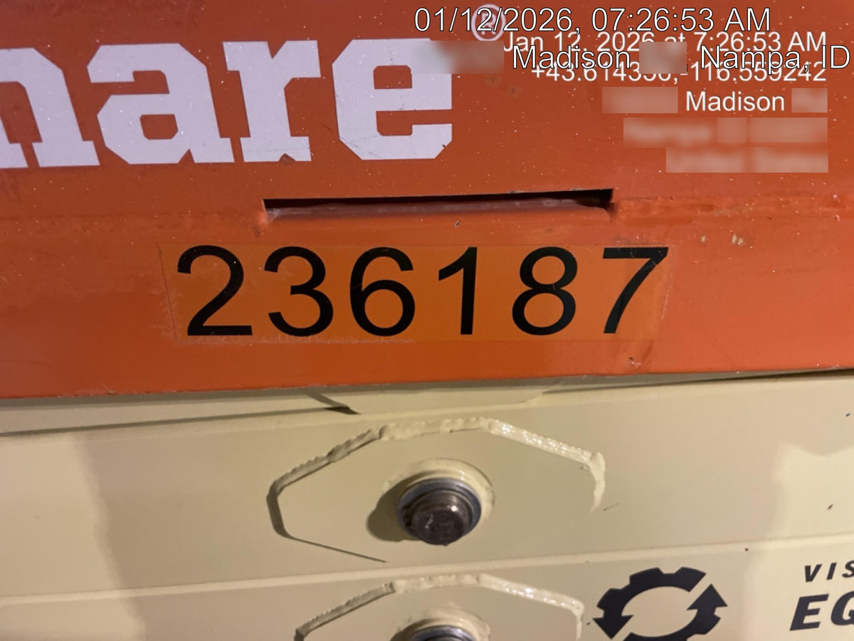 2022 JLG ES3246