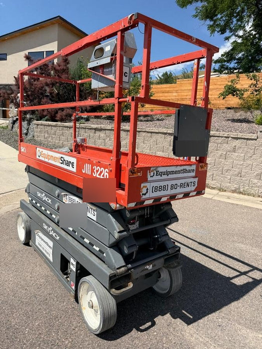 2018 SKYJACK SJIII-3226