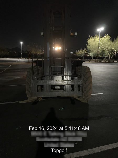 2023 CASE 588H