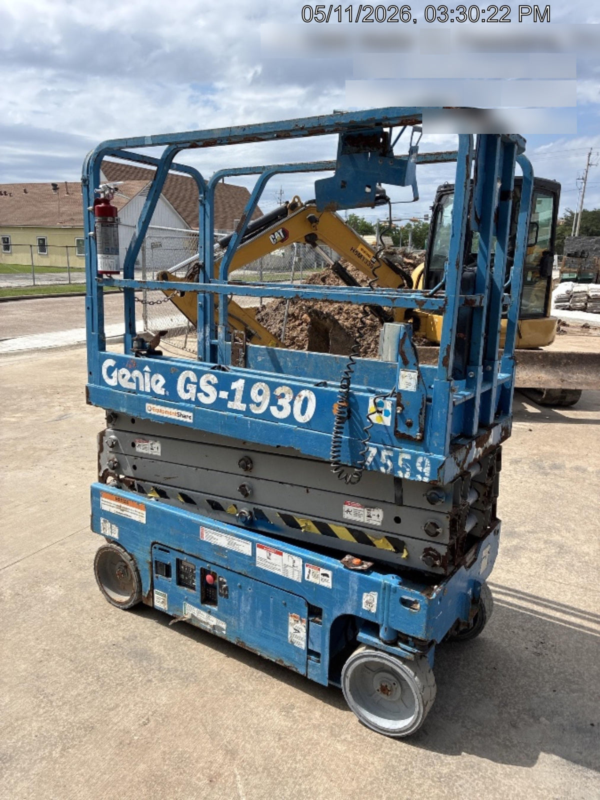 2017 Genie GS-1930 Genie GS-1930 Lift w/Fixed Rail and Chain Entry