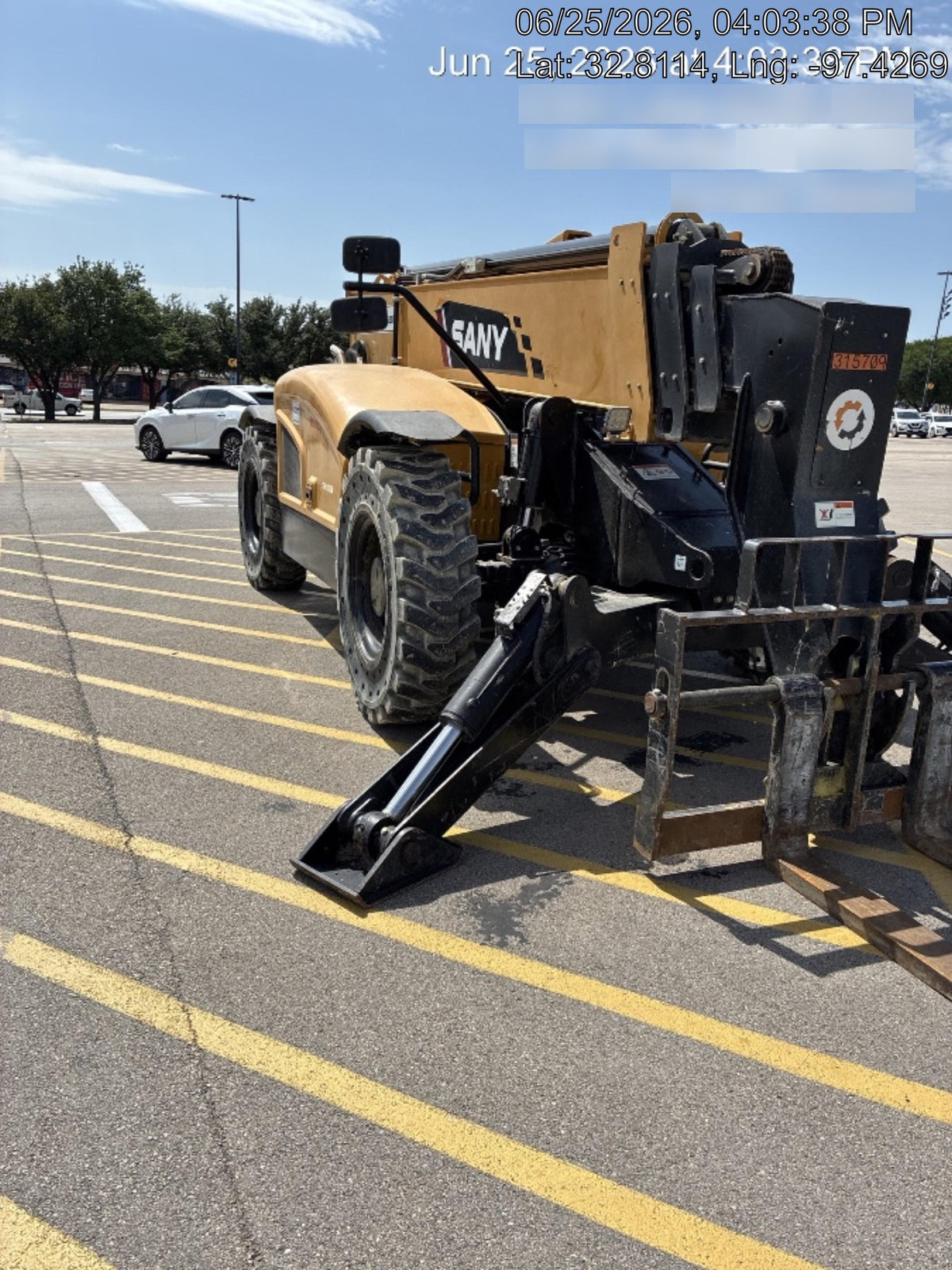 2023 SANY STH1056