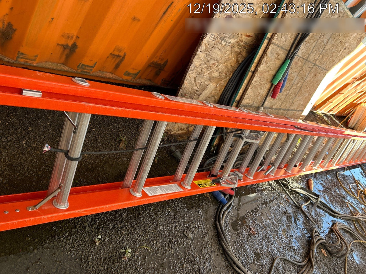 2025 WERNER D6240-2