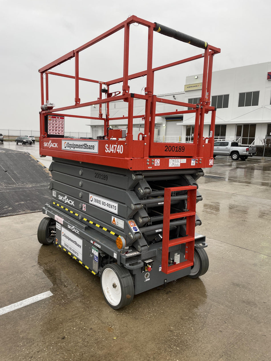 2021 SKYJACK SJ4740