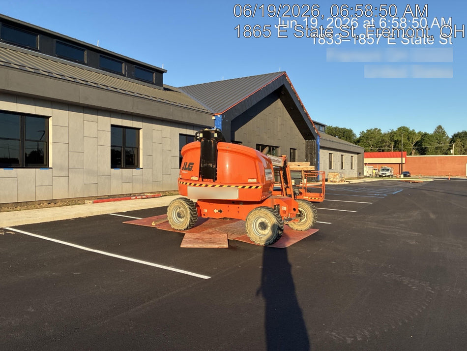 2022 JLG 460SJ