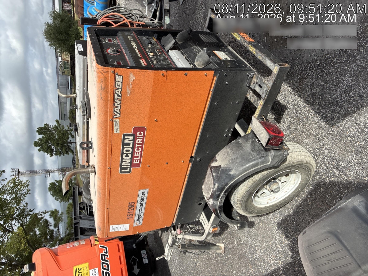2021 Lincoln Electric Vantage 322 Vantage 322 Ready Pak 3 w/ Telematics & Decals, ORANGE (includes trailer, cable rack, fender light kit)