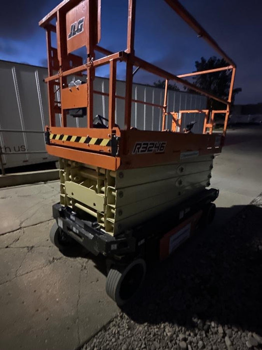 2021 JLG R3246