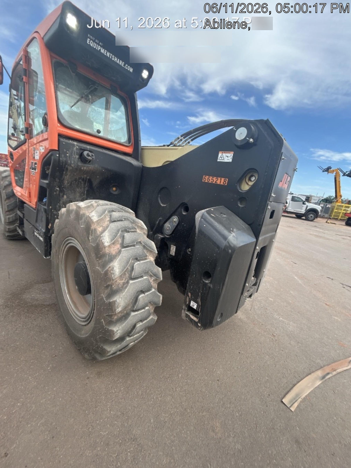 2026 JLG 1732
