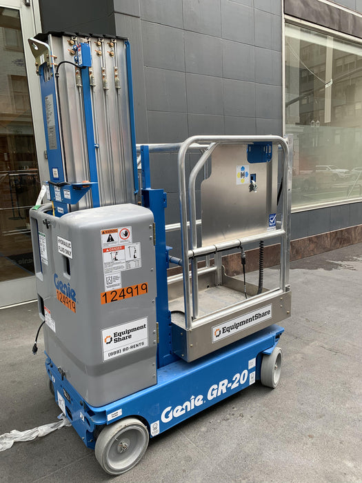 2021 GENIE GR-20