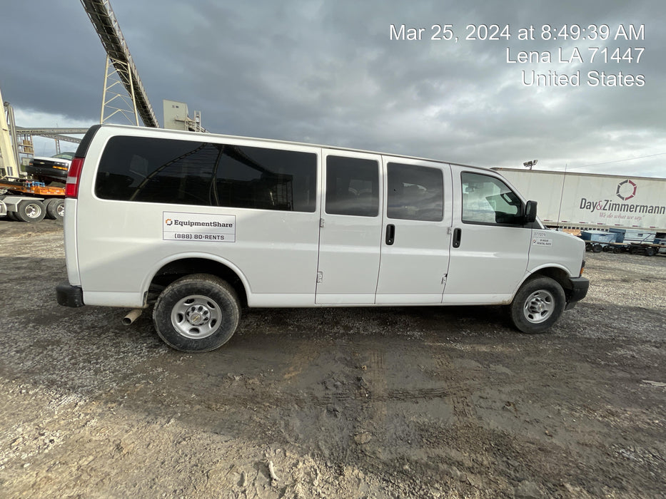 2023 CHEVROLET Express Van - Rental