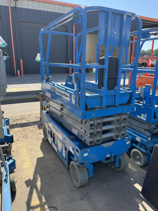 2019 Genie GS-1930 Fixed rails with chain Entry