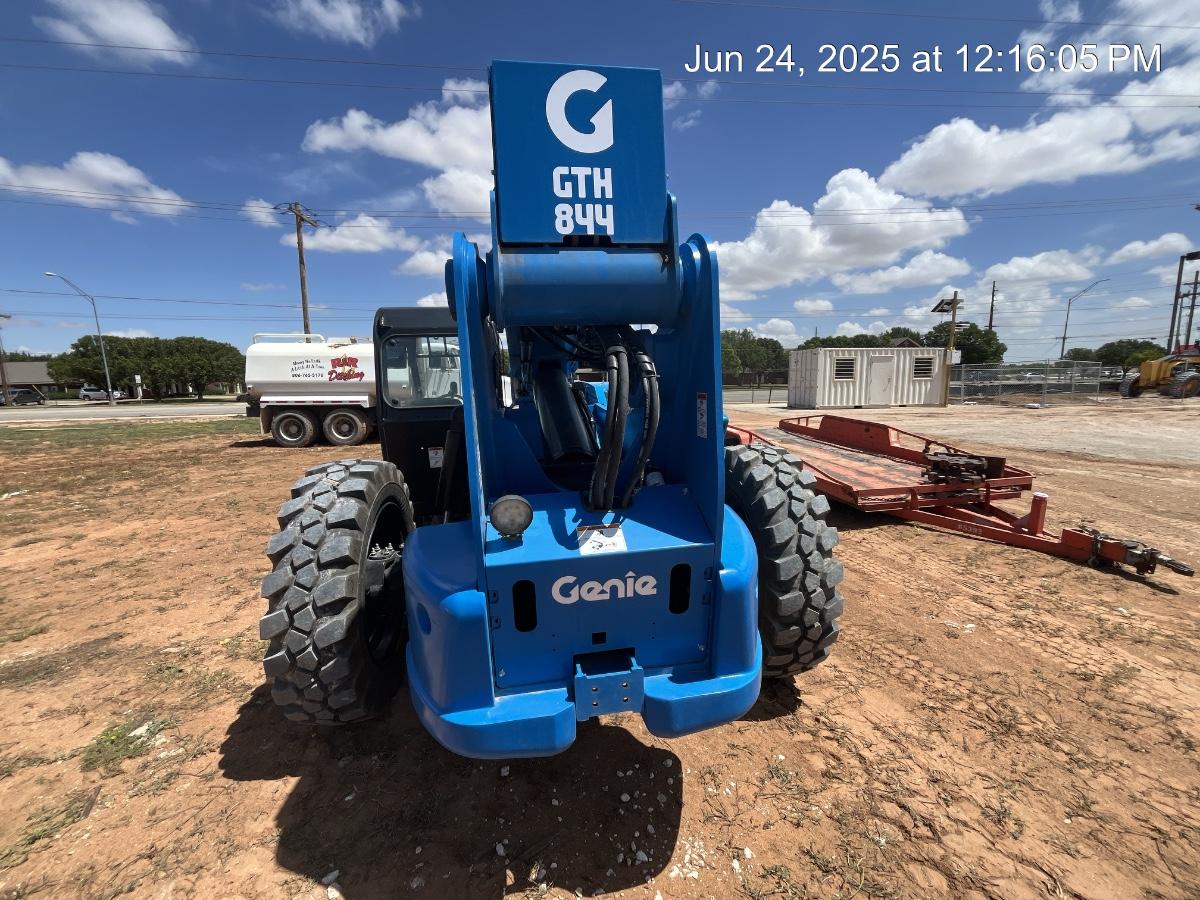 2025 GENIE GTH-844