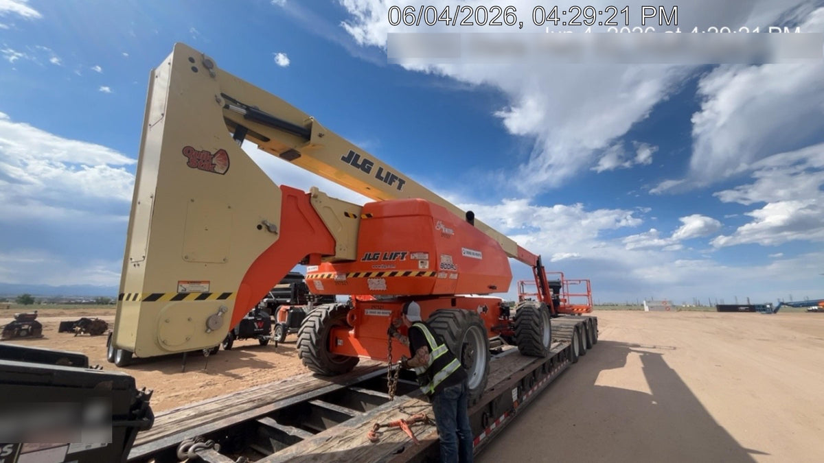 2023 JLG 800AJ
