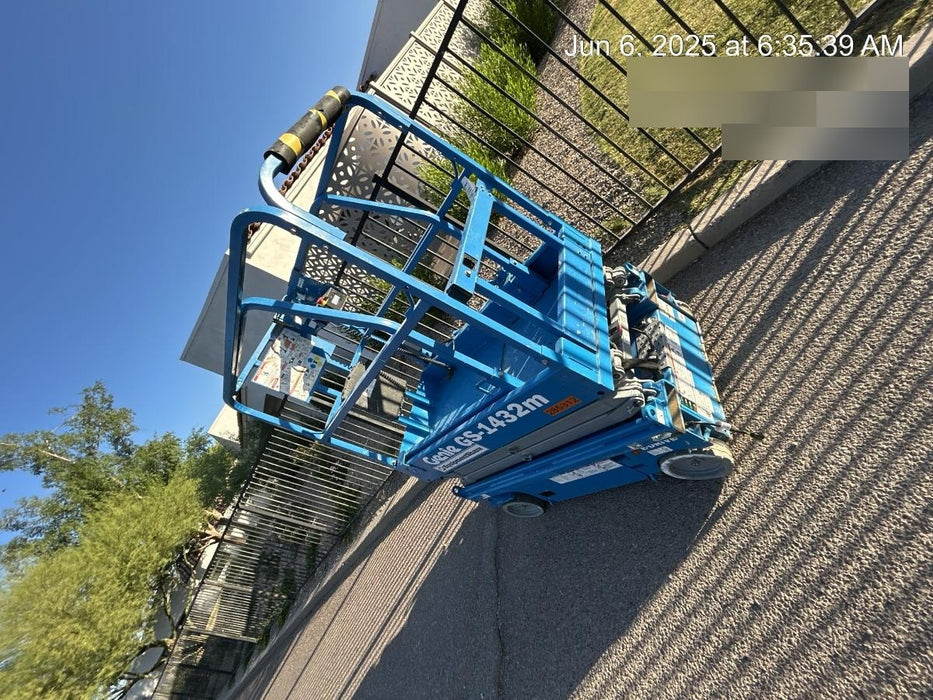 2022 GENIE GS-1432