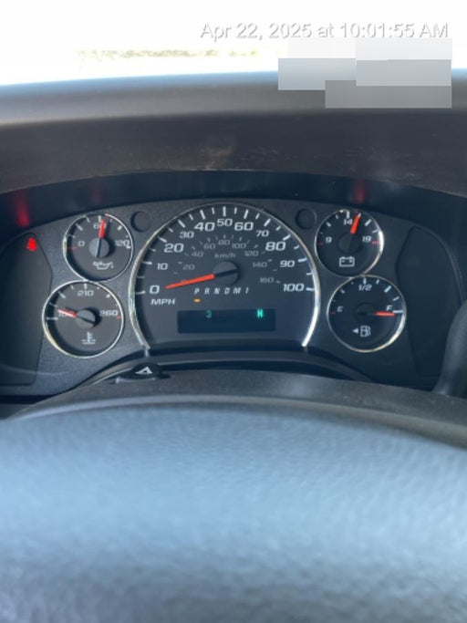 2025 CHEVROLET Express Van - Rental