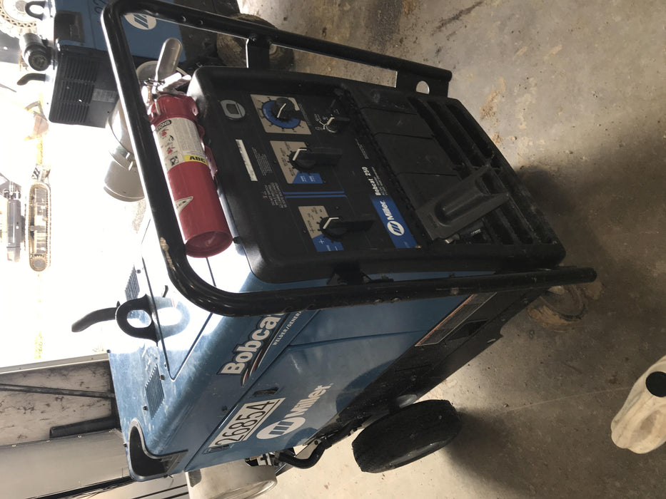 2019 Miller Electric BOBCAT 250 LP/Propane, Running Gear, Tank Bracket, Hose