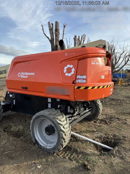 2025 JLG 660SJ