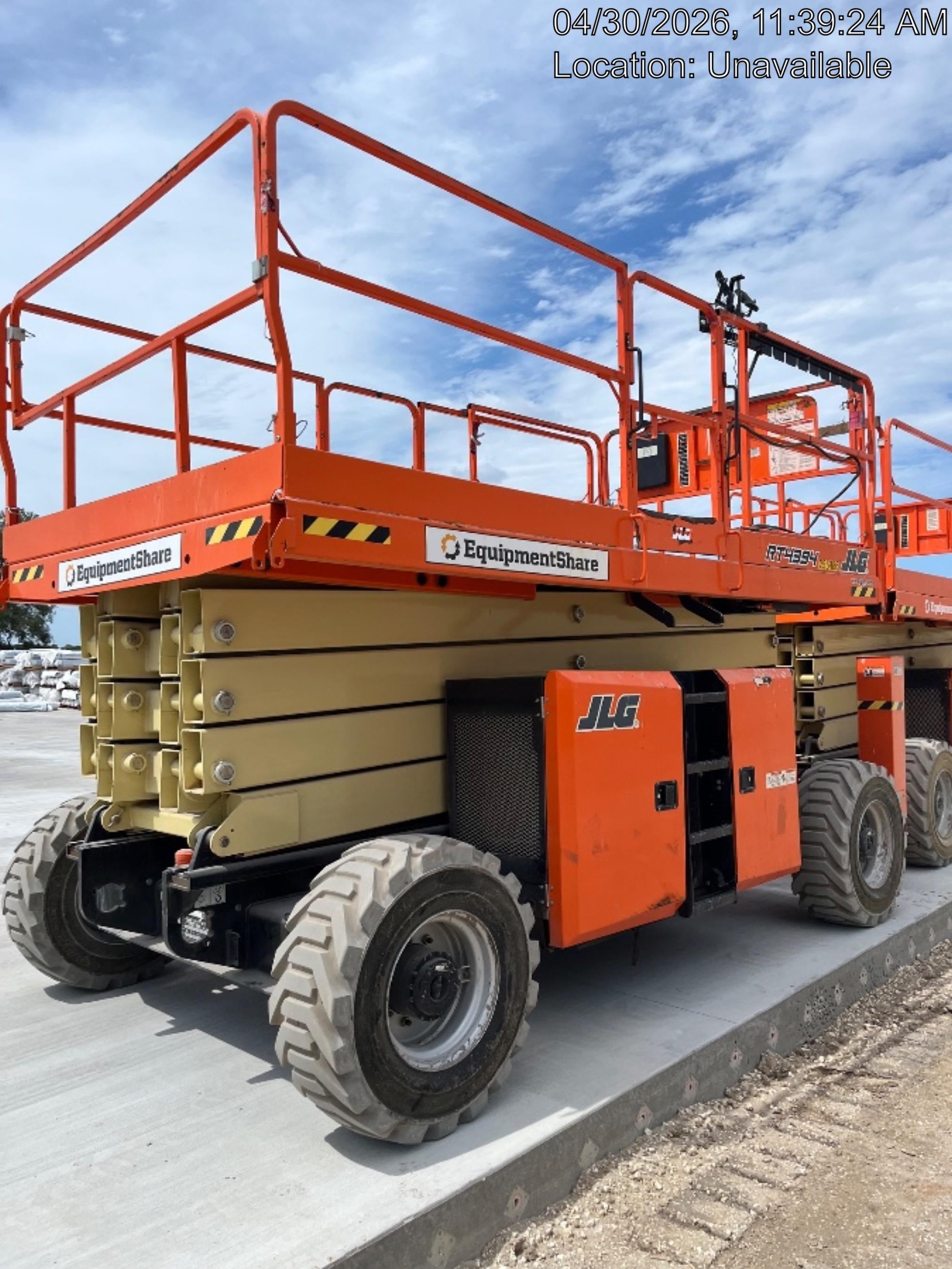2022 JLG 4394RT