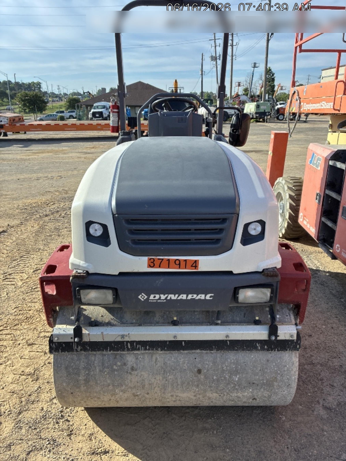 2023 DYNAPAC CC1200