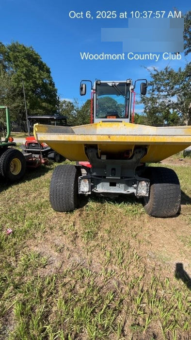 2025 WACKER NEUSON DW311 Cab Turf Tires