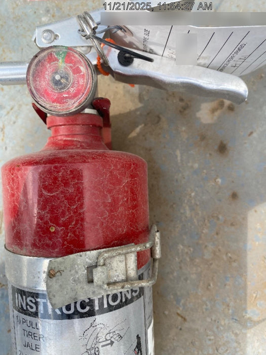 2019 Takeuchi TL8 Cab, Heat/AC, Defroster, 15" Wide Rubber Tracks, Back-up Alarm, Front & Rear Working Lights, Auxiliary Hydraulics, Two-Speed Travel, Electronic Monitoring System, Hydraulic Universal Quick Hitch 76" HD Dirt Bucket with 8 Teeth, 20.3 cubic feet Capacity