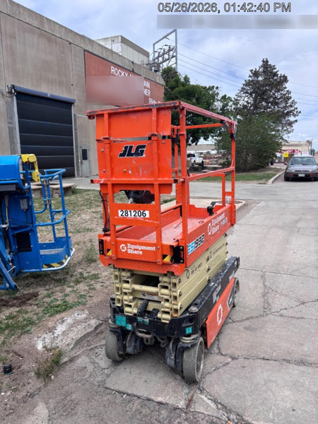 2022 JLG ES1932