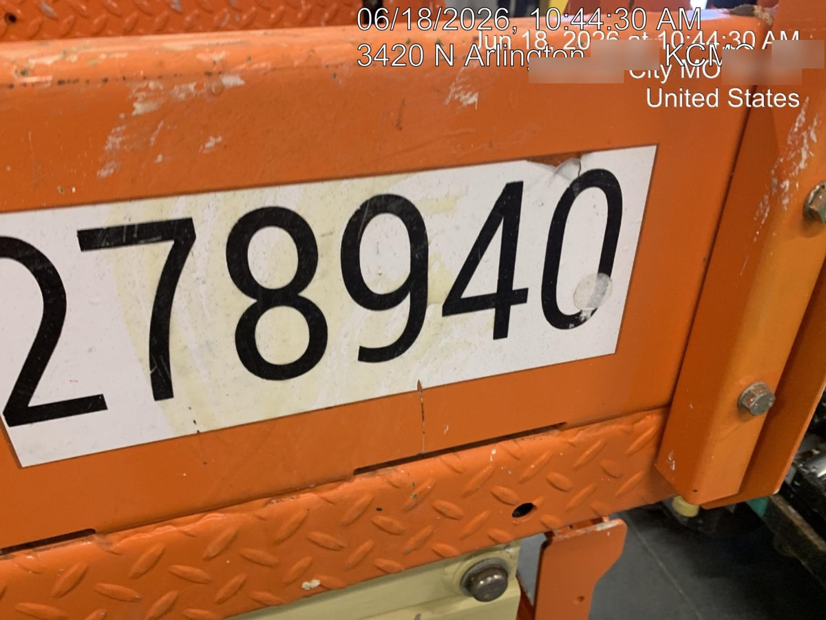2022 JLG ES1932