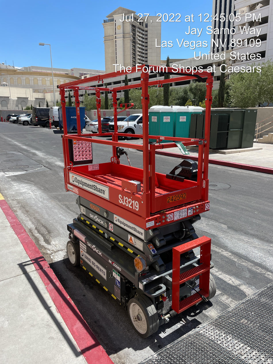 2022 SKYJACK SJ3219