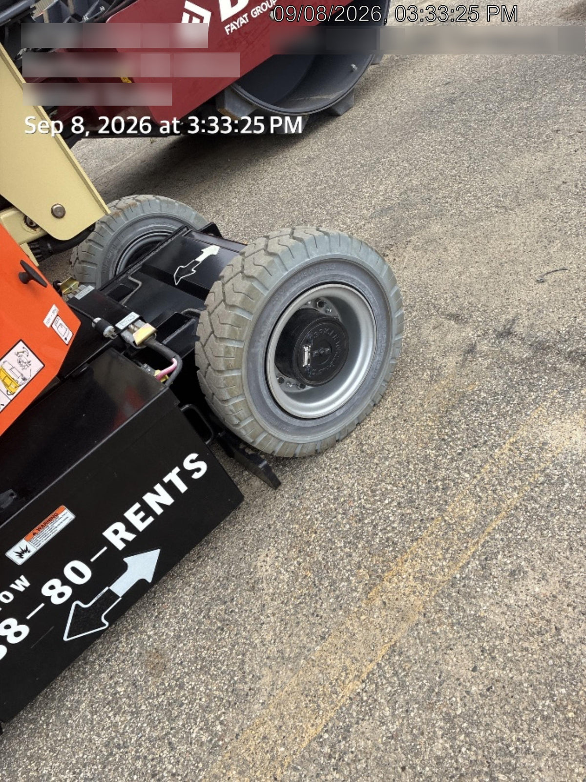 2025 JLG E300AJP