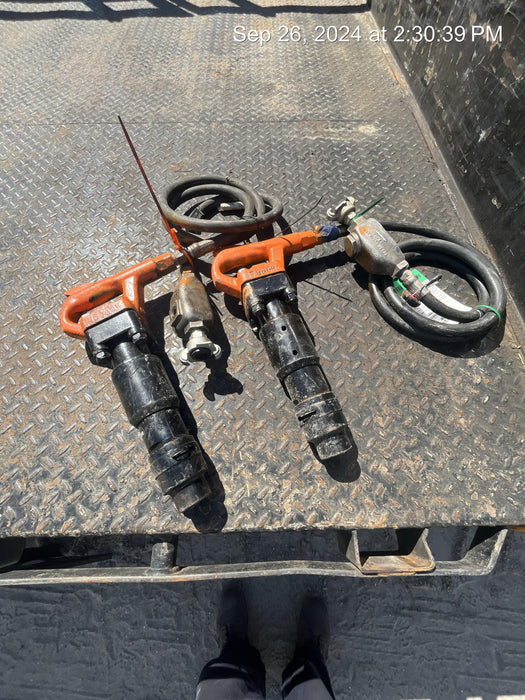 2021 MICHIGAN PNEUMATIC ES-CH3R-TRACKER