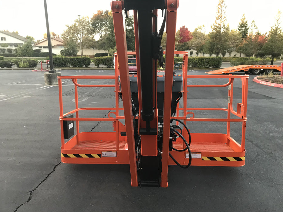 2021 JLG 660SJ