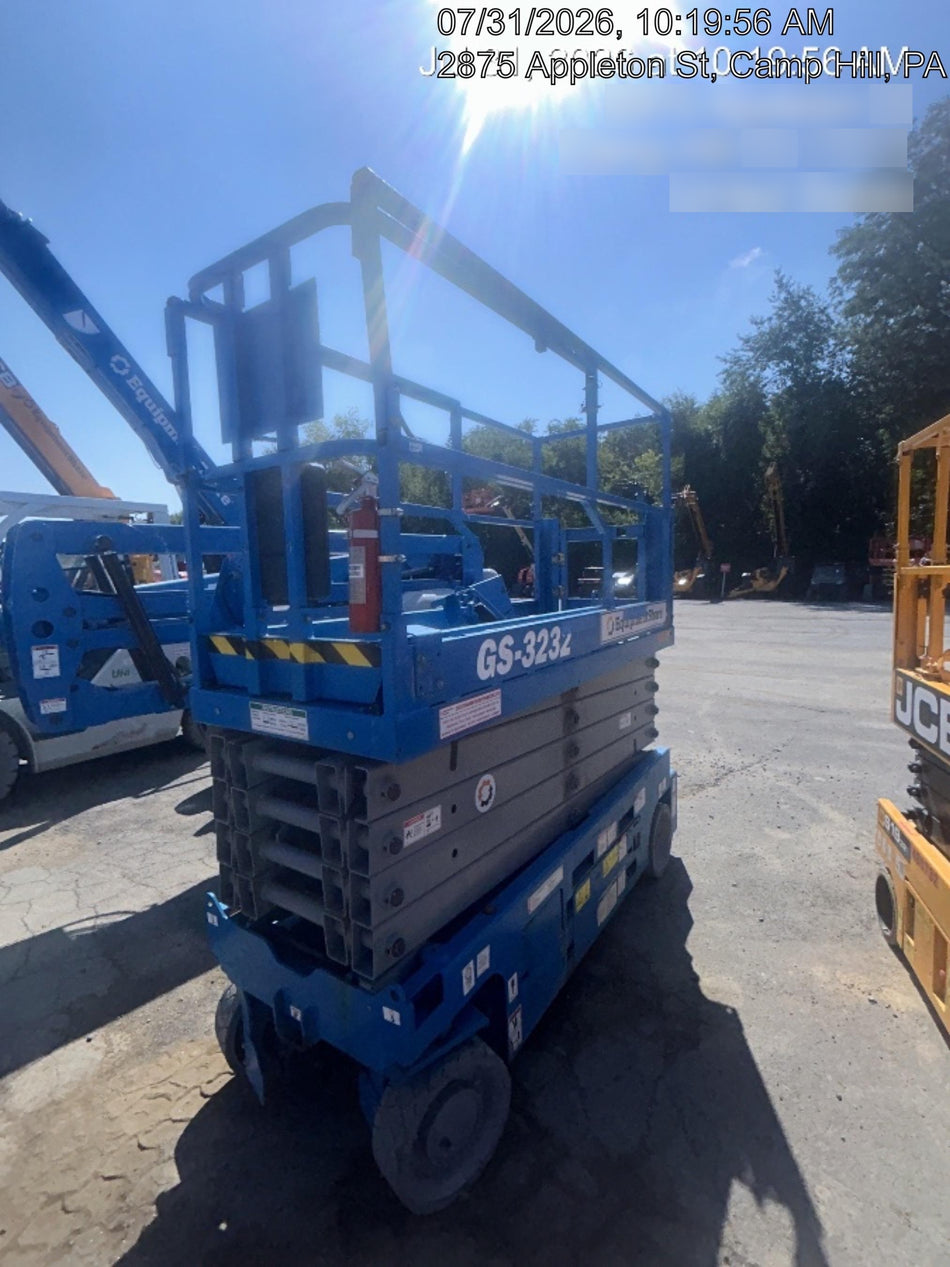 2022 GENIE GS-3232
