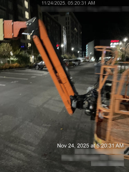 2021 JLG 860SJ