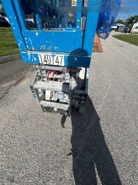2021 GENIE GS-1330m