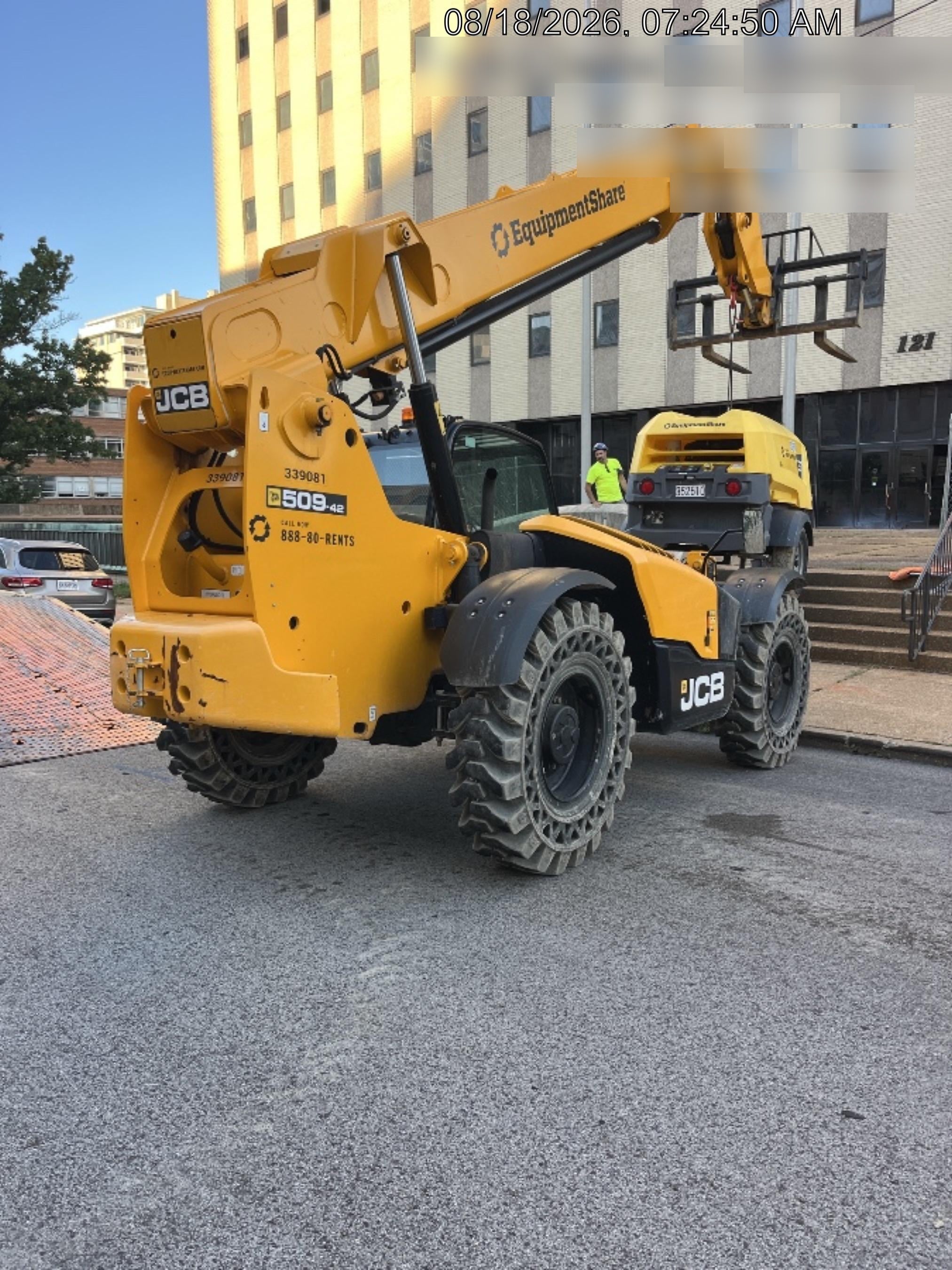 2023 JCB 509-42