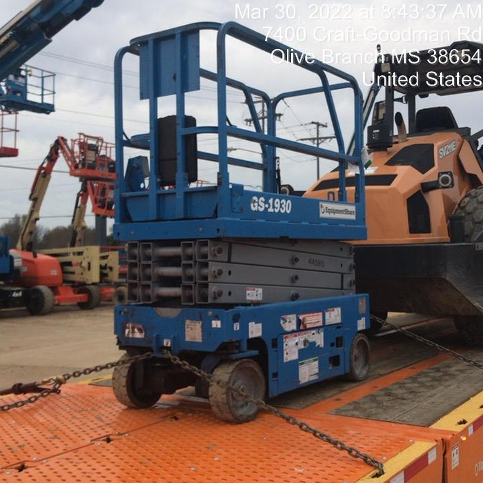 2019 Genie GS-1930 Fixed rails with chain Entry