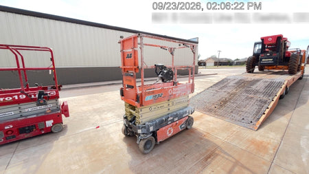 2022 JLG ES1932