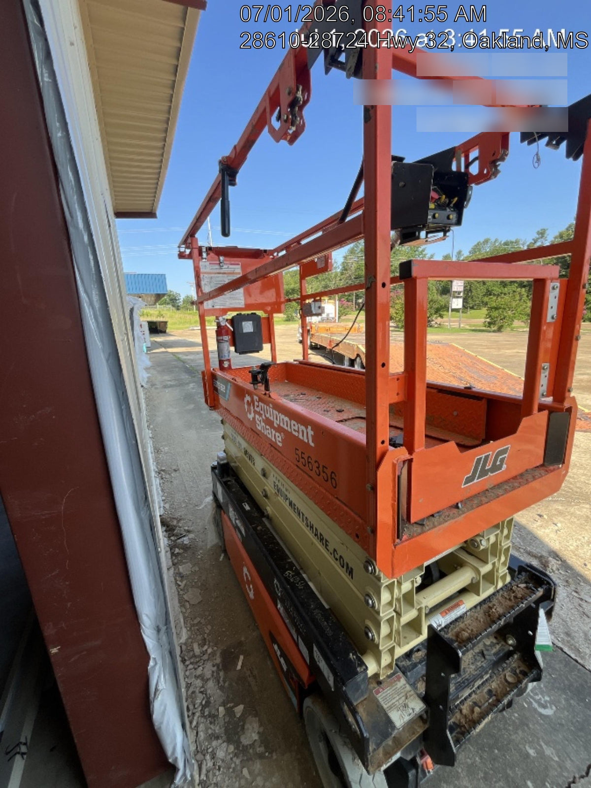 2025 JLG ES1932