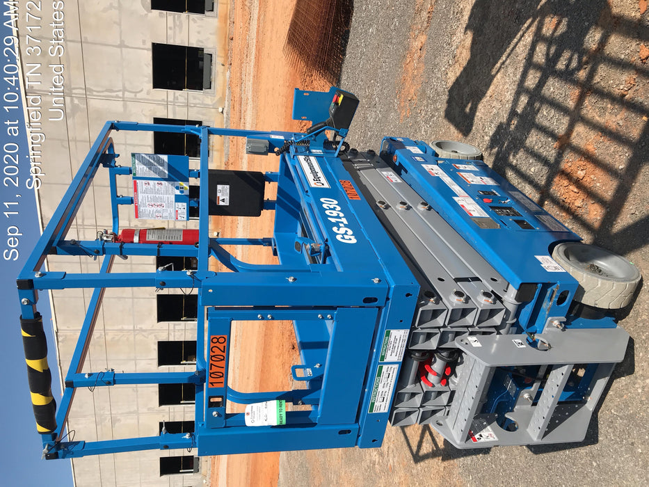 2020 Genie GS-1930 Solid Non Marking Tires, Beacon, Folding rails with half height swing gate