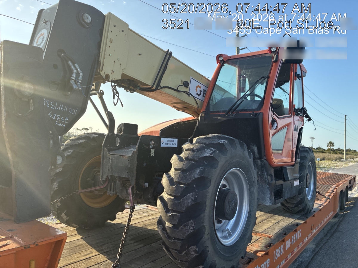 2021 JLG 1732
