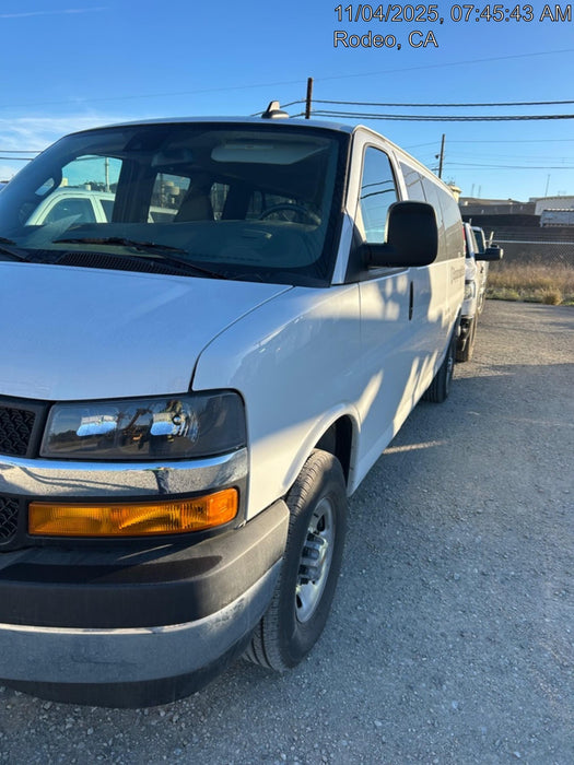 2025 CHEVROLET Express Van - Rental