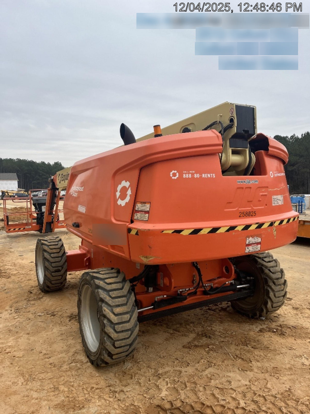2022 JLG 660SJ