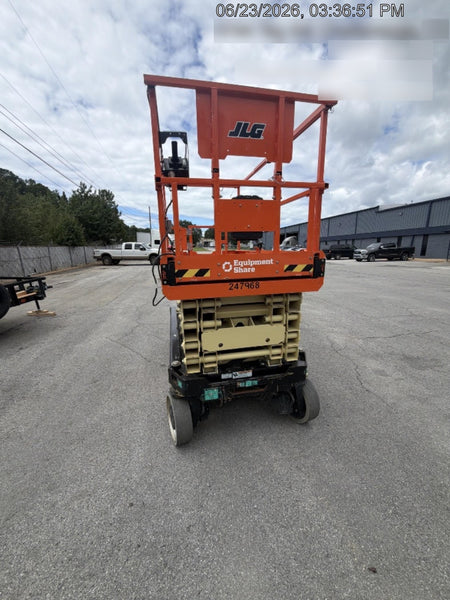 2022 JLG ES3246