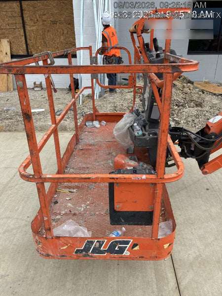 2021 JLG 460SJ