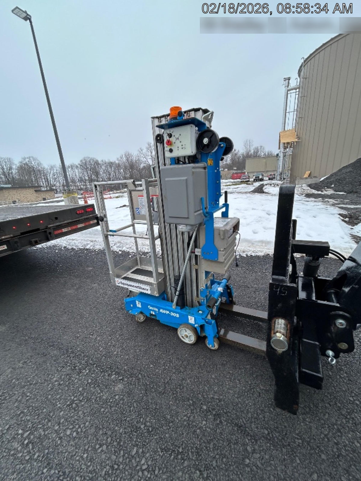2022 GENIE AWP-30S DC