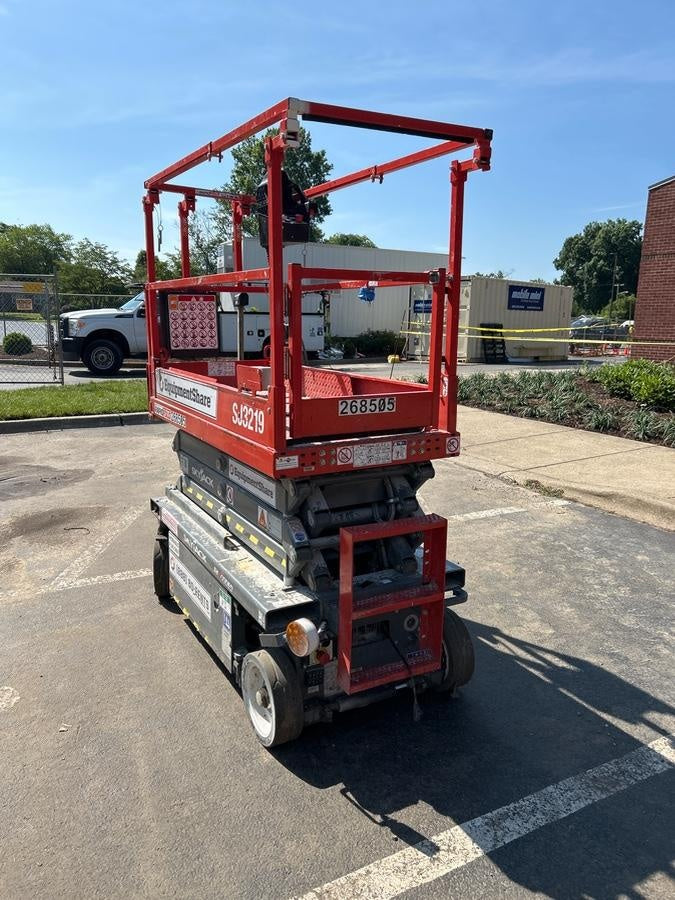 2023 SKYJACK SJ3219