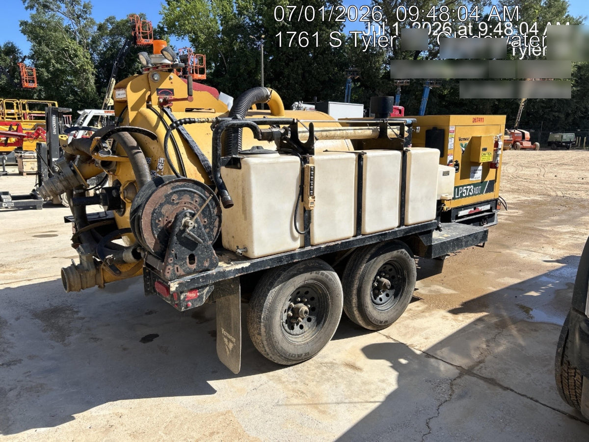2023 VAC-TRON LP573XDT