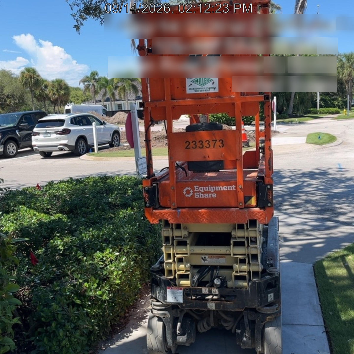 2022 JLG ES1932